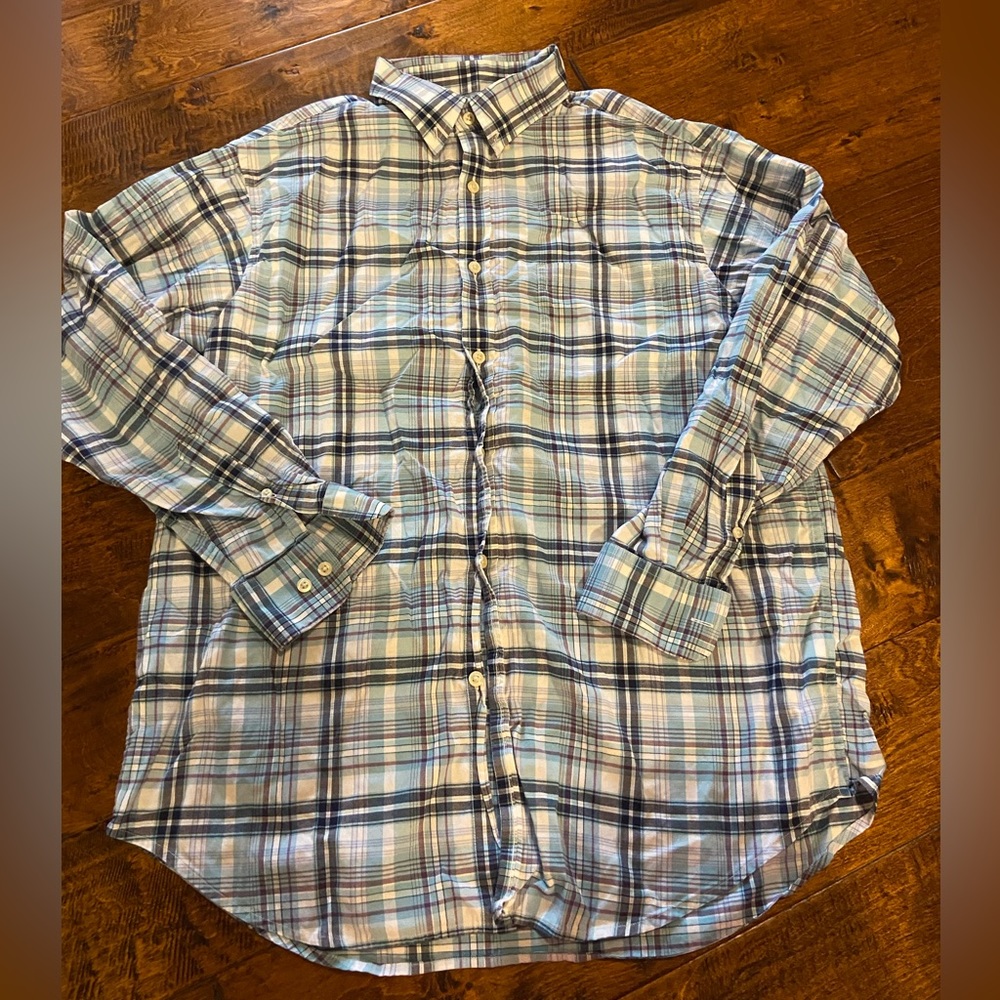 Men’s Button Down 🩵 Size Large